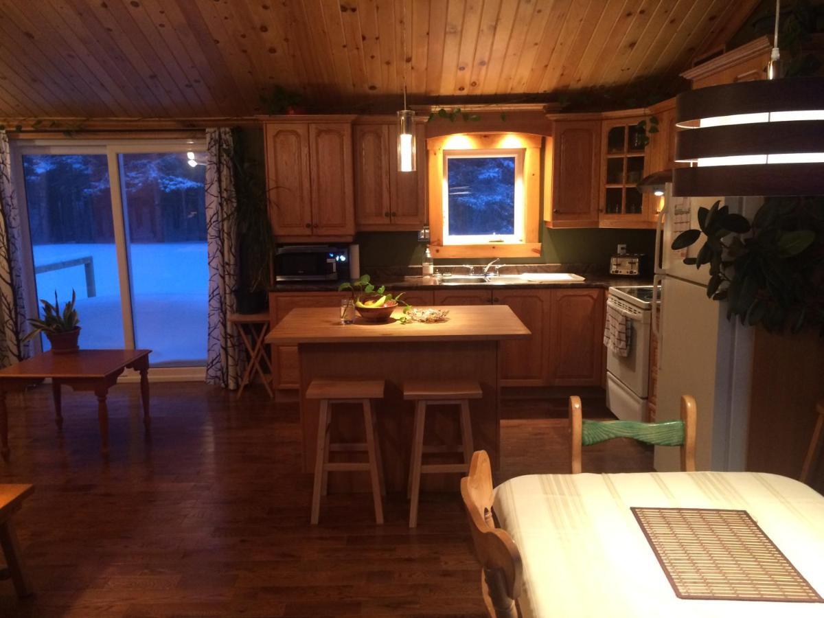Maison Bleue Sainte Anne-des-Chênes Quarto foto